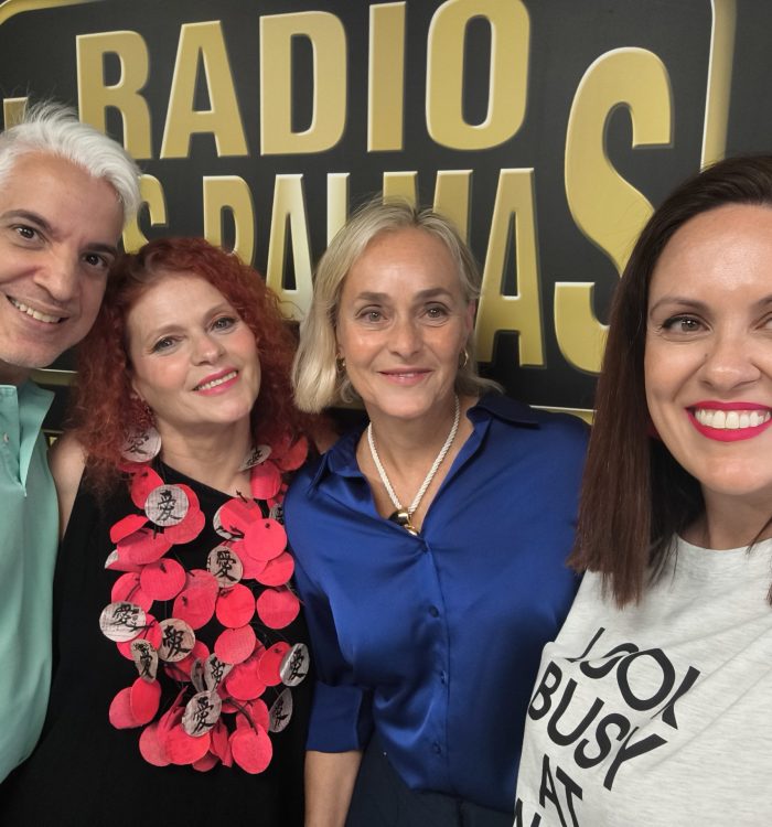 REDES SOCIALES, MÓVILES Y TECNOLOGÍA SEGÚN UNA PSICÓLOGA, UN MÉDICO Y UNA ESPECIALISTA EN MARKETING [AUDIO]